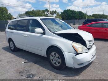  Salvage Kia Sedona