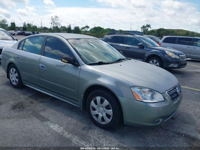  Salvage Nissan Altima