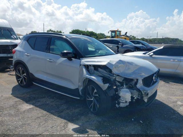  Salvage Volvo XC40