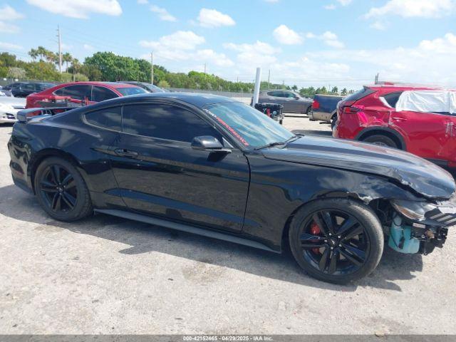  Salvage Ford Mustang