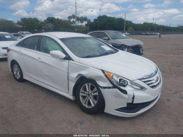  Salvage Hyundai SONATA