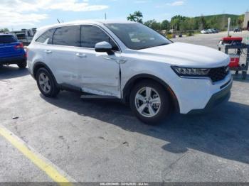  Salvage Kia Sorento