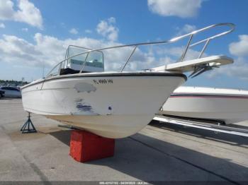  Salvage Robalo Vs