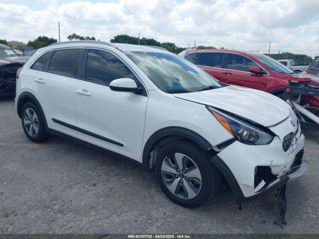  Salvage Kia Niro
