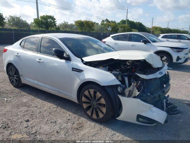  Salvage Kia Optima