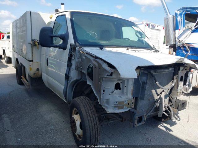  Salvage Ford Econoline