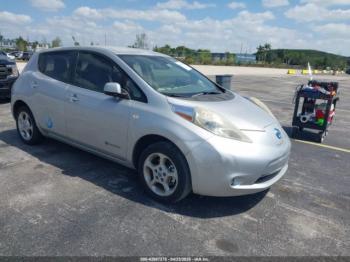  Salvage Nissan LEAF