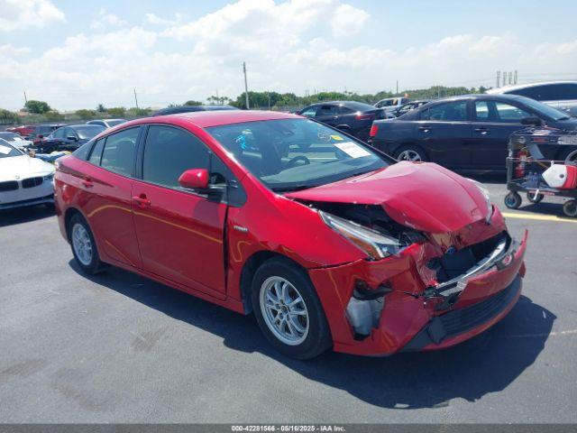 Salvage Toyota Prius