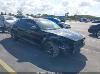  Salvage Kia Stinger