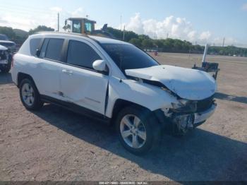  Salvage Jeep Compass