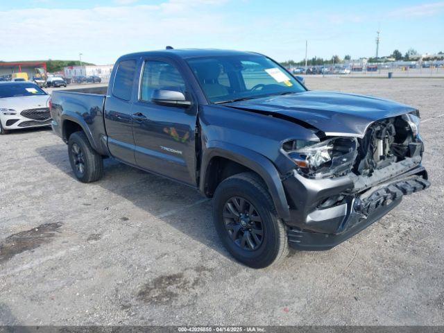  Salvage Toyota Tacoma