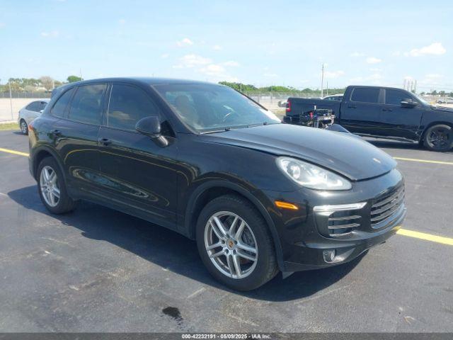  Salvage Porsche Cayenne