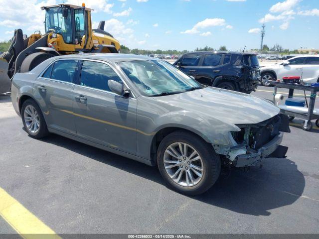  Salvage Chrysler 300