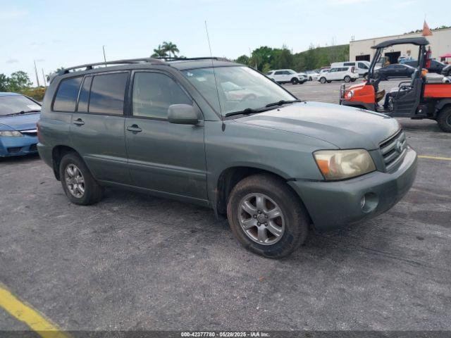  Salvage Toyota Highlander