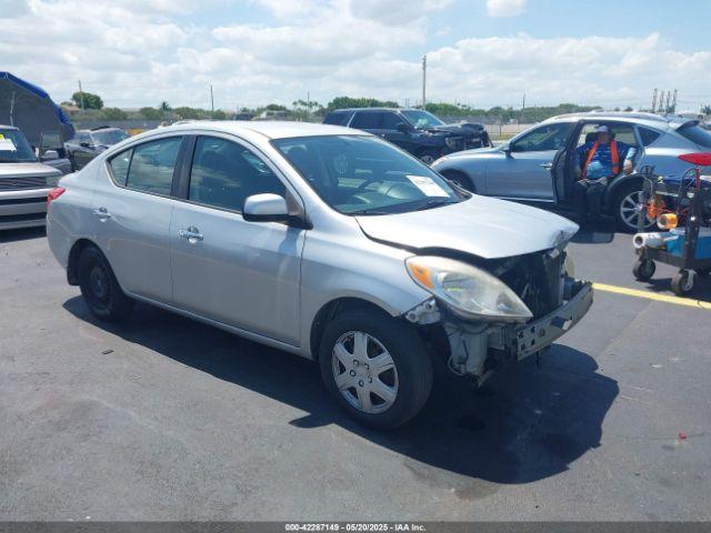  Salvage Nissan Versa