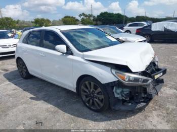  Salvage Hyundai ELANTRA