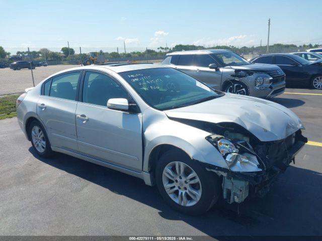  Salvage Nissan Altima