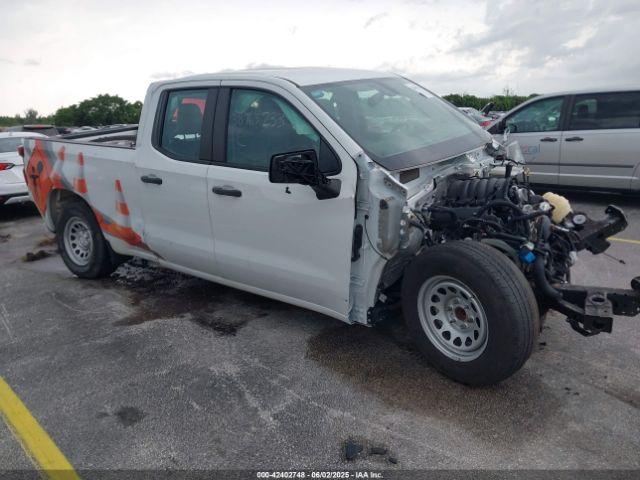  Salvage Chevrolet Silverado 1500