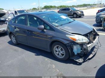  Salvage Toyota Prius