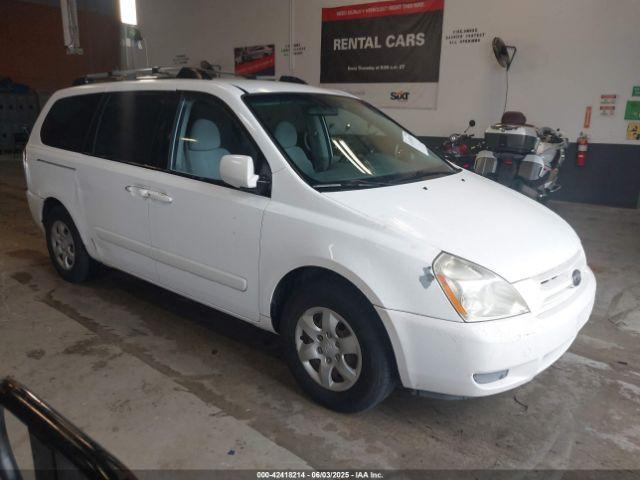 Salvage Kia Sedona