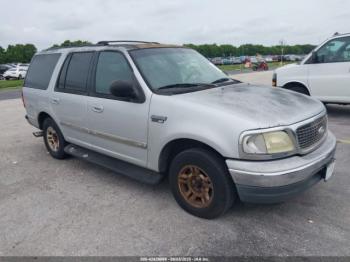 Salvage Ford Expedition