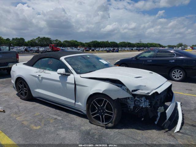  Salvage Ford Mustang