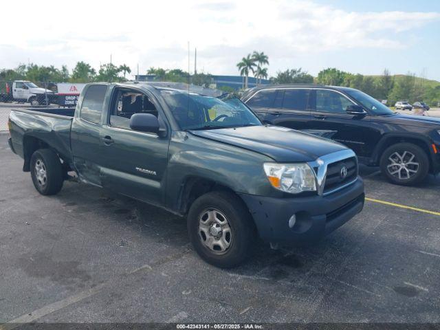  Salvage Toyota Tacoma