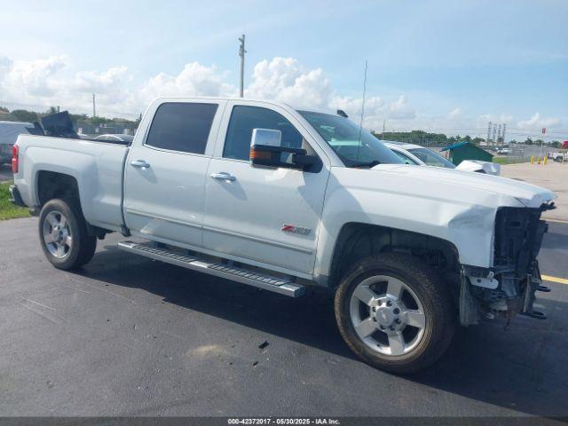  Salvage Chevrolet Silverado 2500