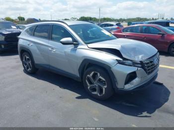  Salvage Hyundai TUCSON