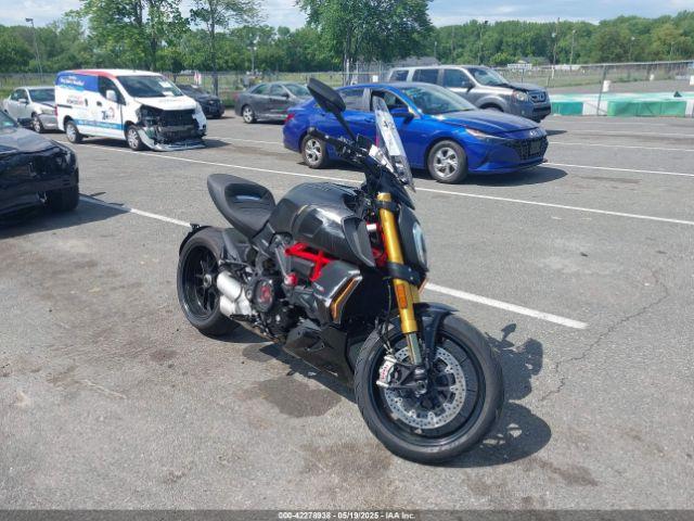  Salvage Ducati Diavel