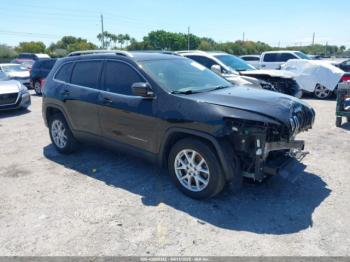  Salvage Jeep Cherokee