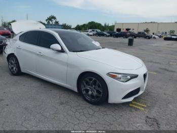  Salvage Alfa Romeo Giulia