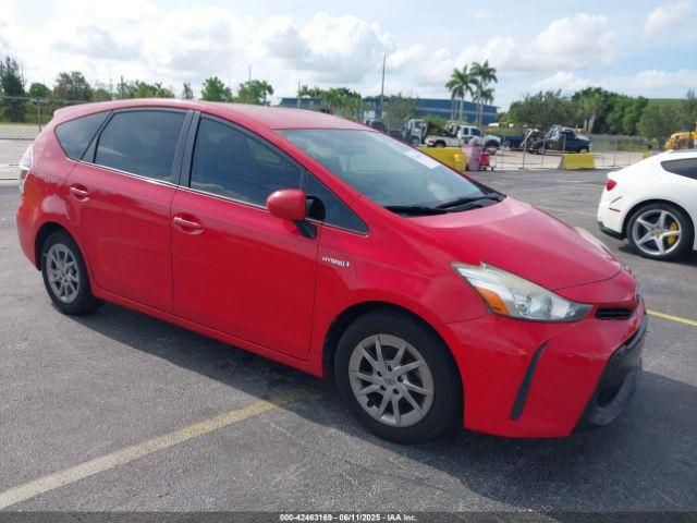  Salvage Toyota Prius v