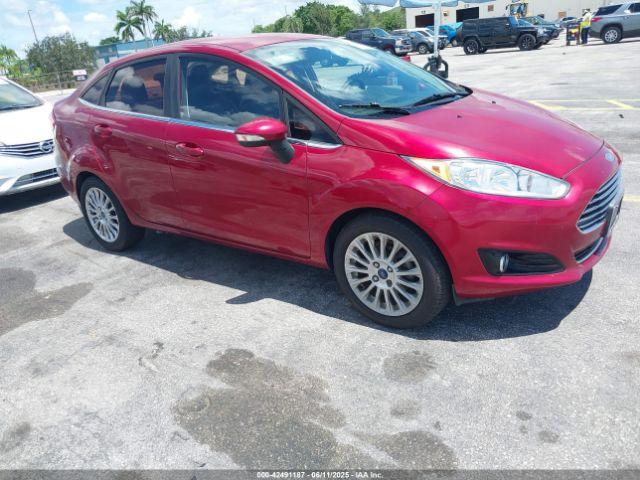  Salvage Ford Fiesta