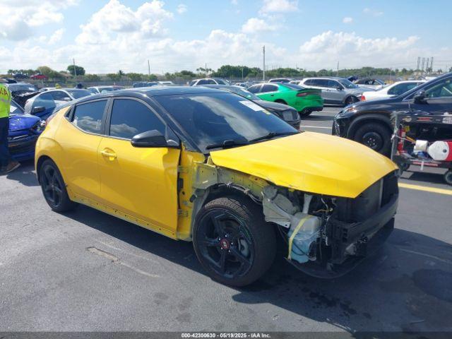  Salvage Hyundai VELOSTER