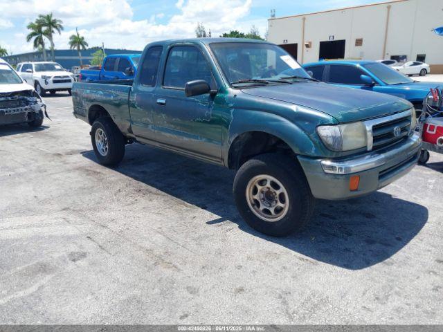 Salvage Toyota Tacoma
