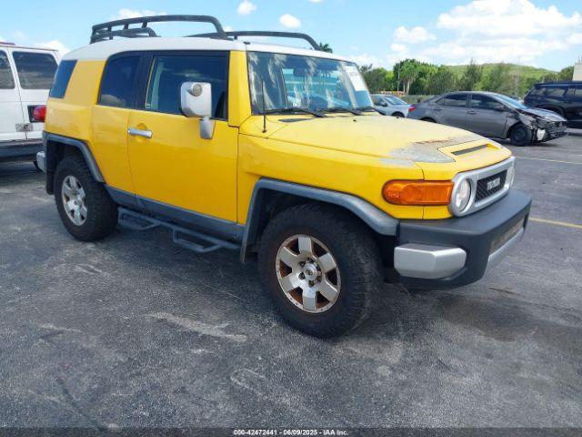  Salvage Toyota FJ Cruiser
