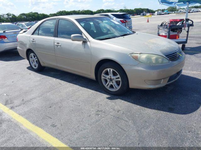 Salvage Toyota Camry