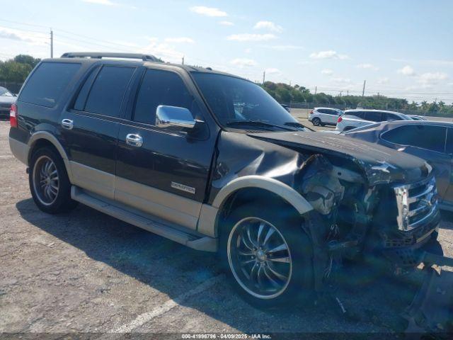 Salvage Ford Expedition