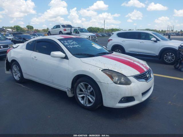  Salvage Nissan Altima
