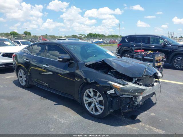  Salvage Nissan Maxima