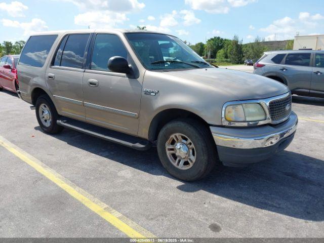  Salvage Ford Expedition