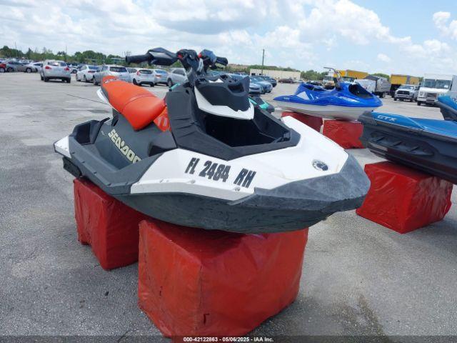  Salvage Sea-Doo Seadoo