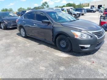  Salvage Nissan Altima