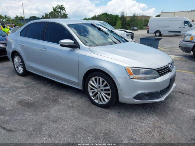  Salvage Volkswagen Jetta
