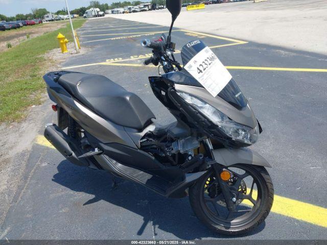  Salvage Honda Ww160