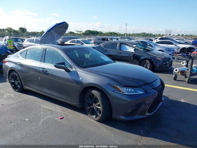  Salvage Lexus Es