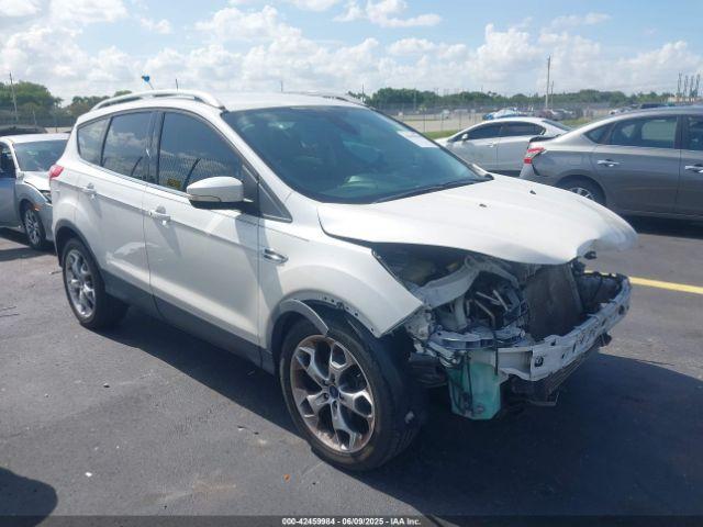  Salvage Ford Escape