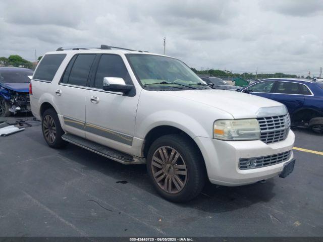  Salvage Lincoln Navigator