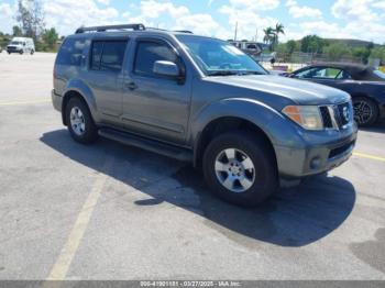  Salvage Nissan Pathfinder